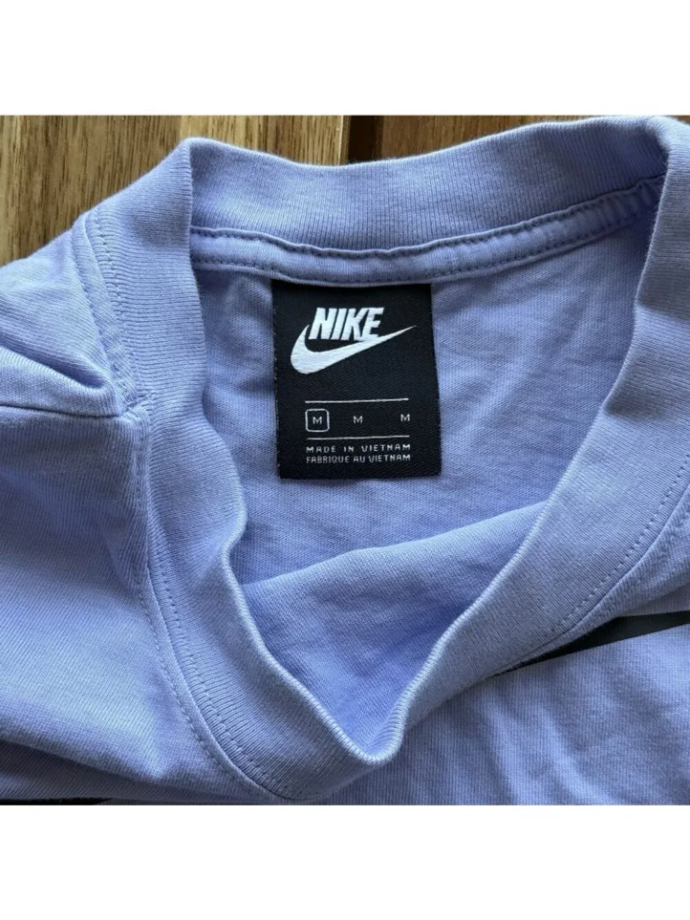 Nike Sportswear Women's Crop Top T-Shirt Purple Sz Medium Athleisure Sporty‎ Gym
